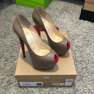 Christian Loubiton highness 160